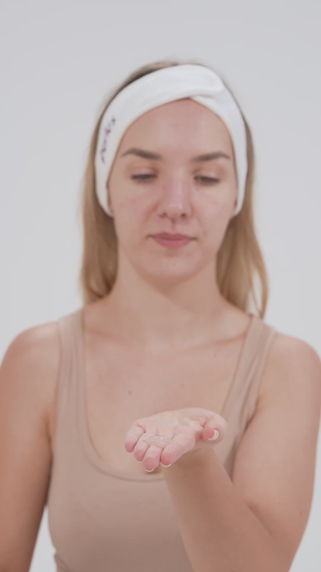 Video laden: 158 Raspberry Jelly Exfoliator