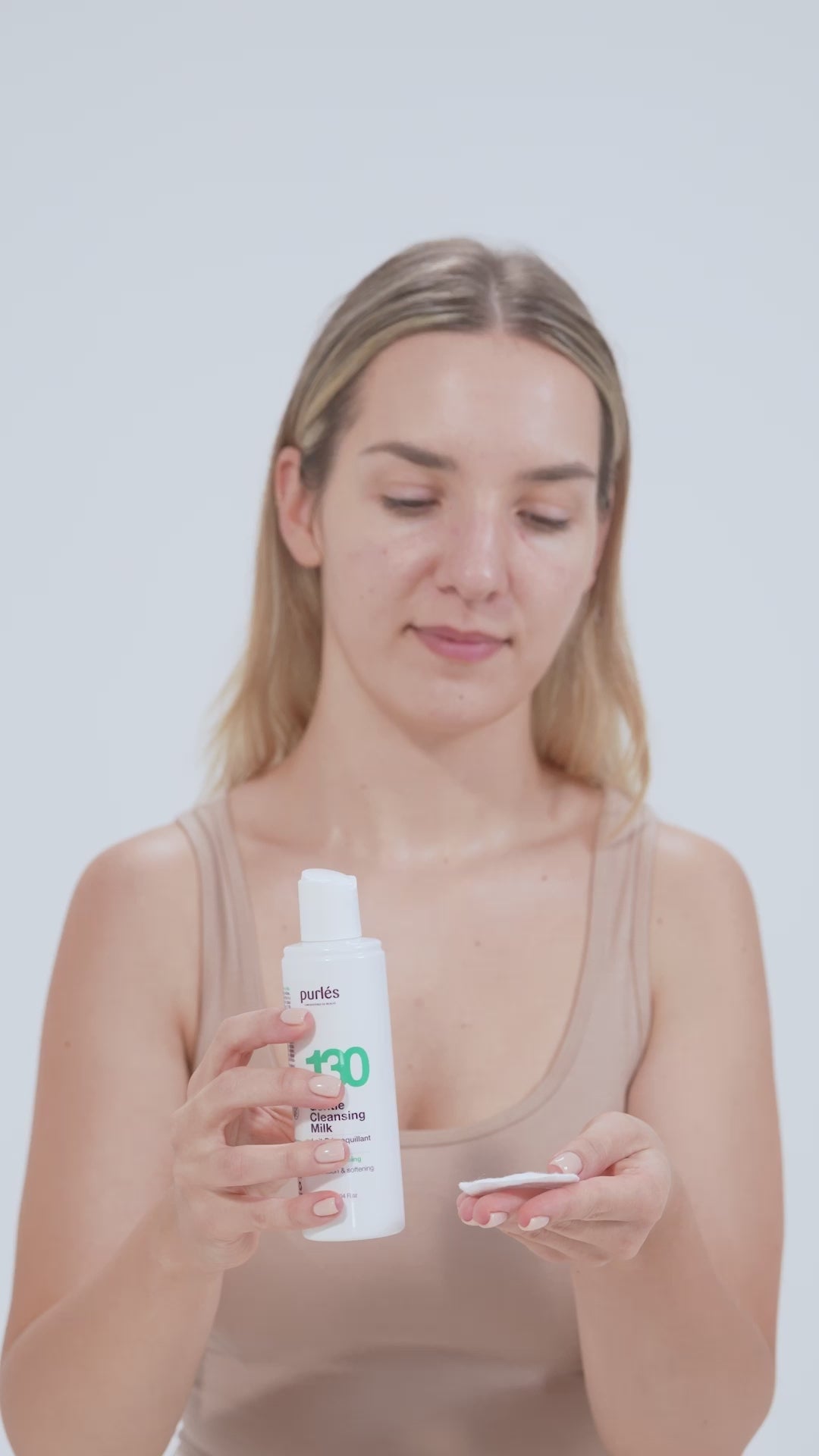 Video laden: 130 Gentle Cleansing Milk