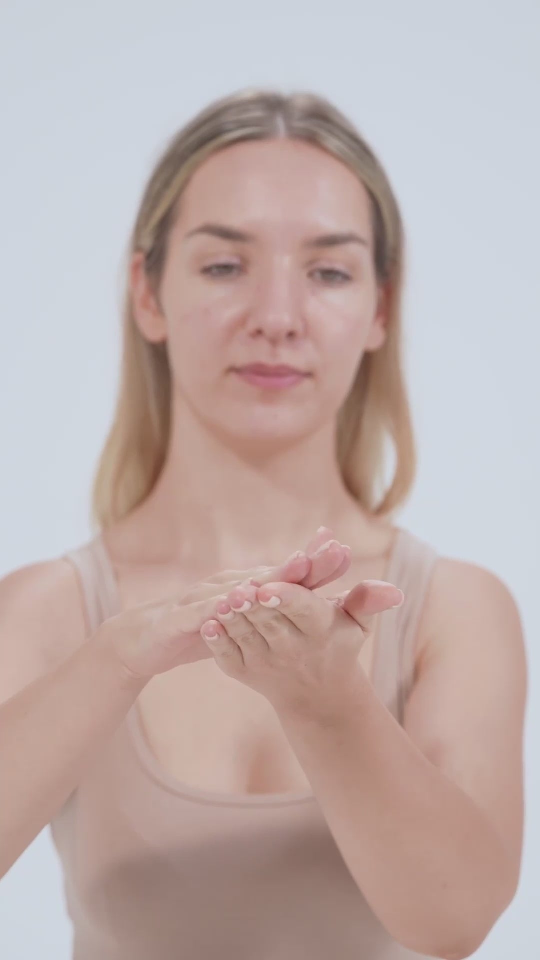 Video laden: 108 Goddess' Cream